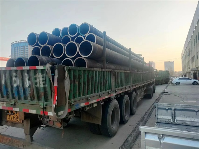 咸宁45#结构无缝钢管