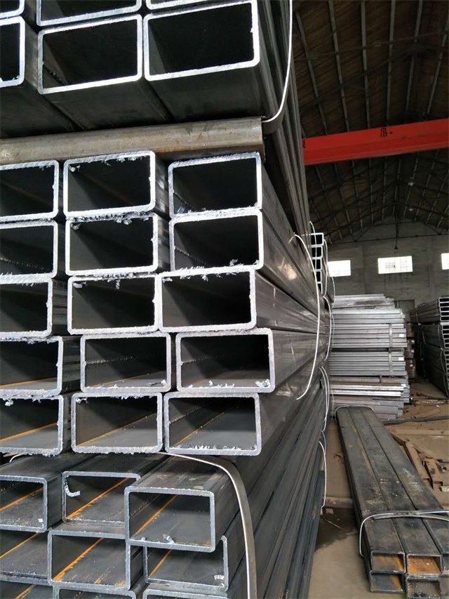 咸宁镀锌无缝钢管厂家